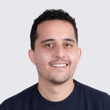 Matthieu, Dirigeant associé